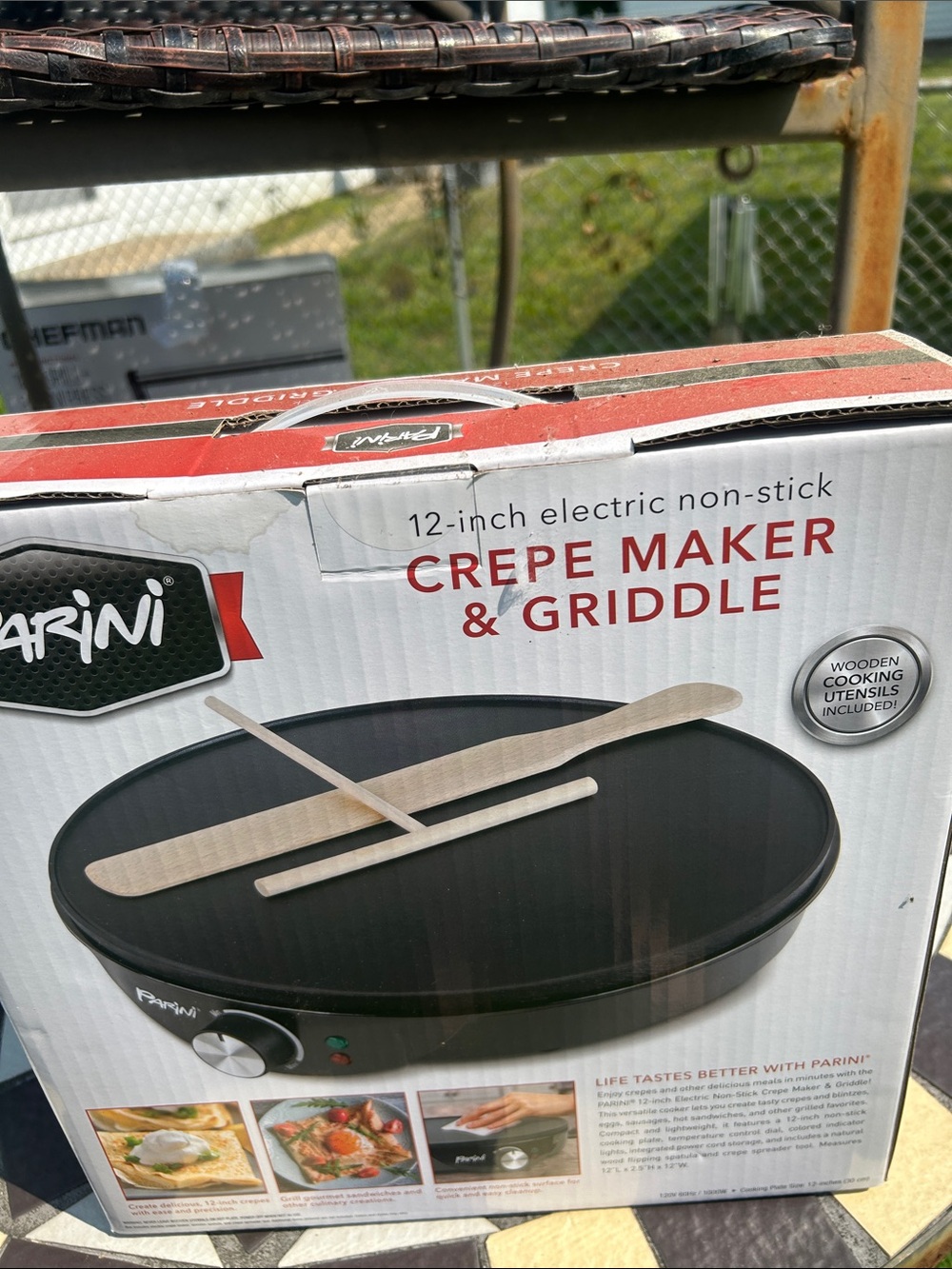 Parini 12-Inch Electric Non-Stick Crepe Maker & Griddle - Black